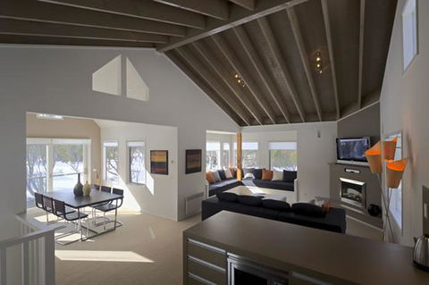 Alpenglow - Australia Accommodation 2