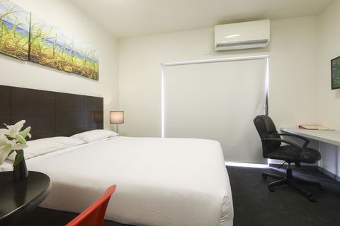 Alston Apartments Hotel - Australia Accommodation 3