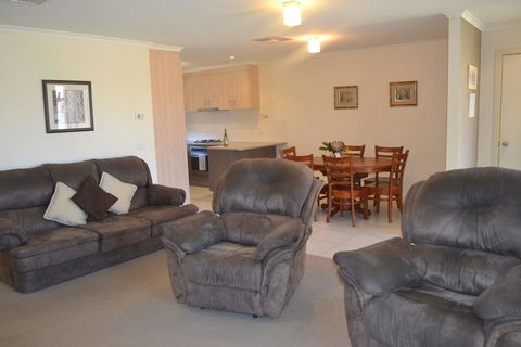 Amarco Mulwala - Australia Accommodation 3