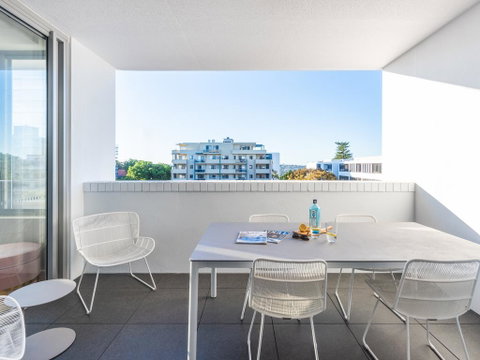 Amari Five Zero Three - Australia Accommodation 2