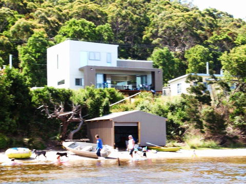 Amazing Ansons Bay Absolute Waterfront Beach House - Australia Accommodation 0