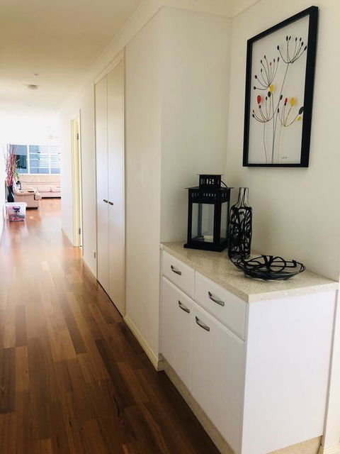 Amazing Apartment Ocean Views And Hot Tub On Balcony - Coolangatta - Australia Accommodation 3