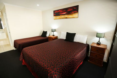 Amber Lodge Motel - Australia Accommodation 0