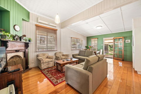 Ambiente Cottage - Pet And Family Friendly - Australia Accommodation 2