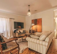 Ambrose On Byng - Central Location w/ 2 Bathroom - Australia Accommodation