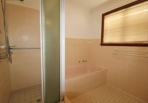 Amzaz, 15 Korogora Street - Australia Accommodation 0