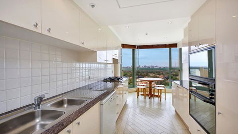 Apartment In The Heart Of Chatswood - Australia Accommodation 1