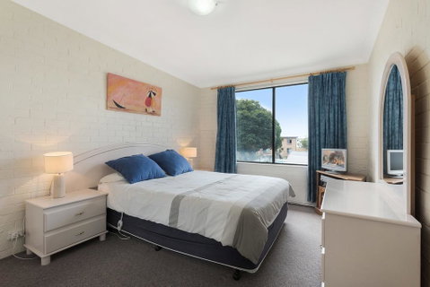 Apollo Unit 13 - Australia Accommodation 3