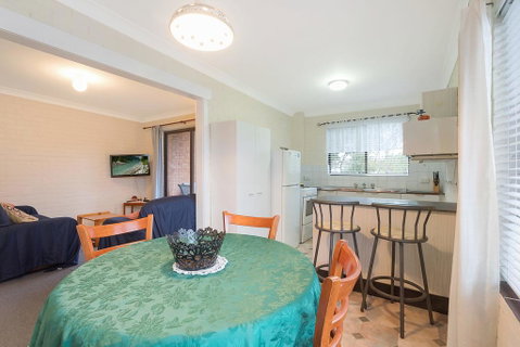 Apollo Unit 23 - Australia Accommodation 2