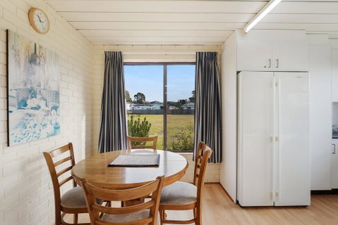 Apollo Unit 25 - Australia Accommodation 3