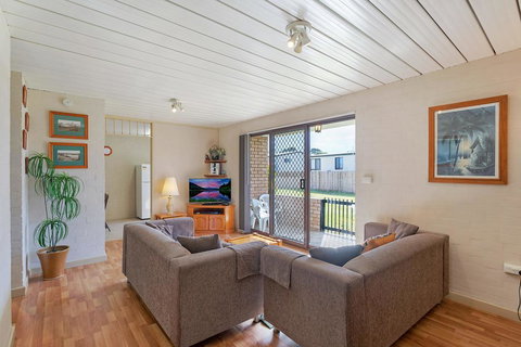 Apollo Unit 27 - Australia Accommodation 0