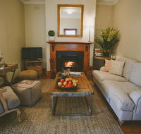 Apple Cottage Orange NSW - Australia Accommodation