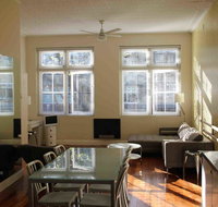 Apt - Dance Loft Conversion - Australia Accommodation