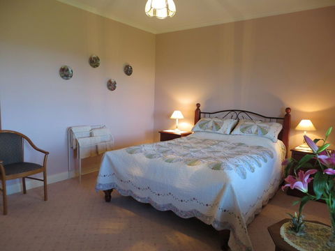 Arabella Country House - Australia Accommodation 0