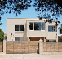 Arabella on West - Australia Accommodation