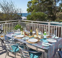 Araluen on Holden - great deck with ocean views - Australia Accommodation