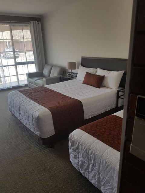 Ararat Colonial Lodge Motel - Australia Accommodation 3