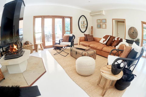 Arcadian Retreat - Australia Accommodation 0