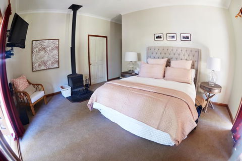 Arcadian Retreat - Australia Accommodation 3