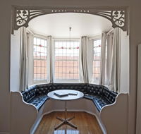 Arch on Mellool - Australia Accommodation