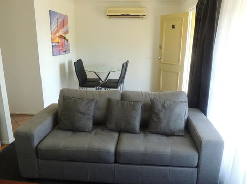 Argyle Terrace Motor Inn - Australia Accommodation 1