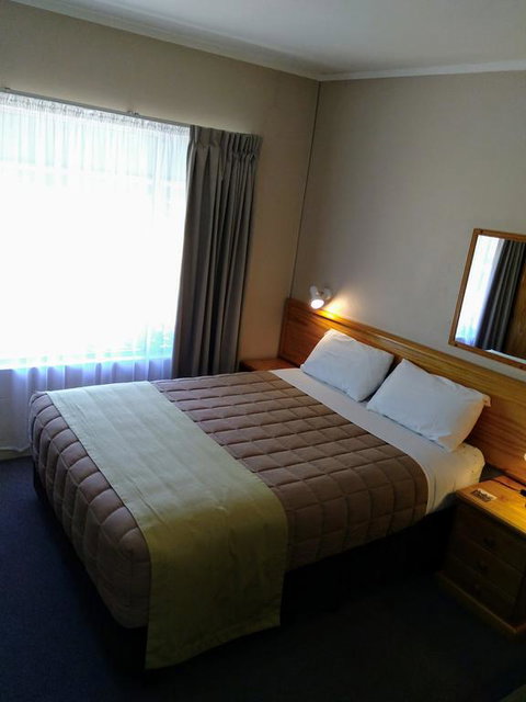 Armidale Rose Villa Motel - Australia Accommodation 3
