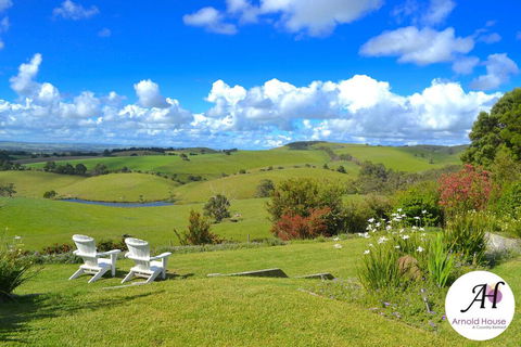 Arnold House - Australia Accommodation 0