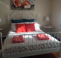 Art Deco Cottage - Australia Accommodation