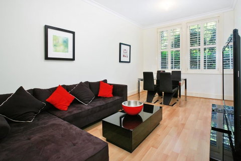 Art Deco In The Cul-de-Sac - Spacious Executive 1BR Potts Point Apartment In Quiet Cul-de-Sac - Australia Accommodation 0