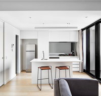 Art Series - The Johnson - Australia Accommodation