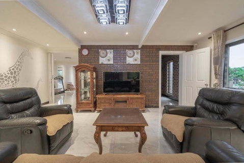 Luxury Living 2 Bedrooms 4 Beds 2B Athrooms In Southern Brisbane+ Parking - Australia Accommodation 0