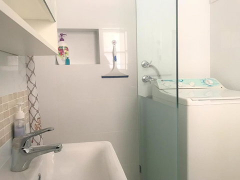 M207 West Perth Studio Apartment Near Kings Park - Australia Accommodation 3