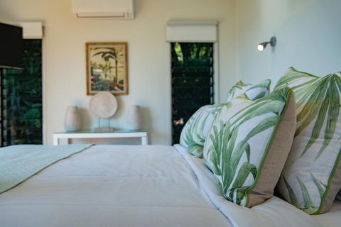 MANDALAY ESCAPE, SECLUSION & SERENITY WITH A POOL - Australia Accommodation 2