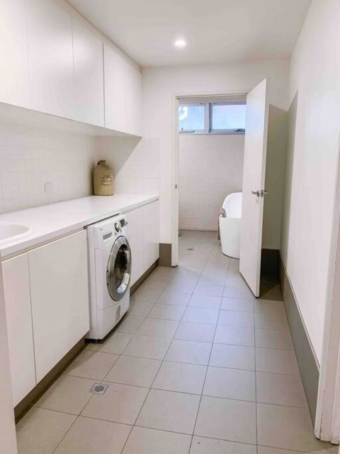 Modern House Close To CBD & Adelaide Oval - Australia Accommodation 2