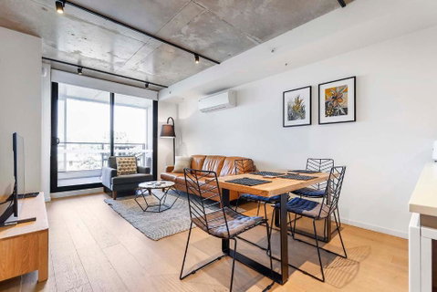 Modern Urban Retreat In Brunswick - Australia Accommodation 3