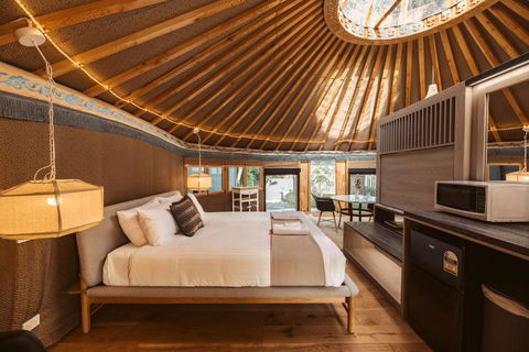 Mongolian Crafted Yurt With Private Spa And Spectacular Views - Australia Accommodation 2