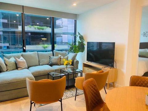 Moody Moon Apartment @ Sky Garden - Glen Waverley - Australia Accommodation 2