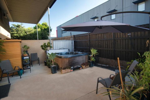 Mount Gravatt Guesthouse - Australia Accommodation 2