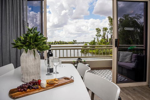Mulwala Lakeside Apartment - Australia Accommodation 0