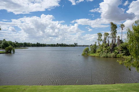 Mulwala Lakeside Apartment - Australia Accommodation 1