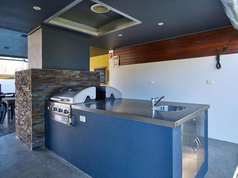 Myrtleford Motel On Alpine - Australia Accommodation 3