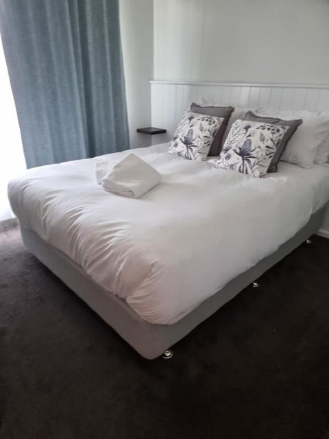 Myrtleford Hotel - Australia Accommodation 2