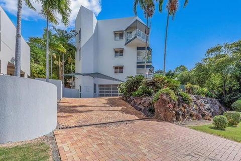 NEW! 2BR Whitsundays Oasis W/ Ocean Views - Australia Accommodation 3