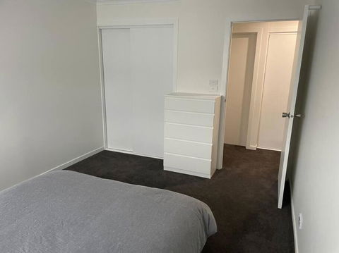 New 3 Bedroom House In Cooma - Australia Accommodation 2