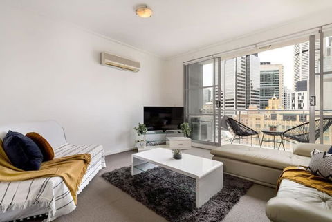 NEW! A Comfy & Stylish Apt Next To Darling Harbour - Australia Accommodation 1