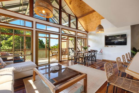 NEW Luxury Angourie Villa! Dream Location, WiFi ++ - Australia Accommodation 0