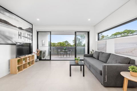 New Modern 2BR 2baths Apt In Homebush Sleeps 6 - Australia Accommodation 1