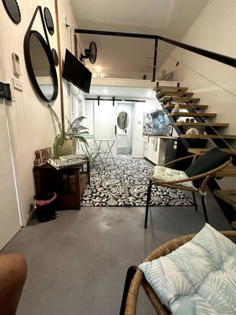 NEW! Sea Joley Tiny Home - Australia Accommodation 3