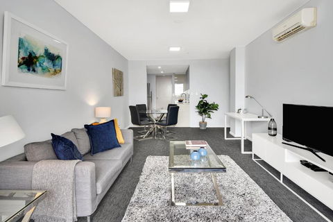 North Sydney Large Two Bedroom MIL2252402 - Australia Accommodation 0