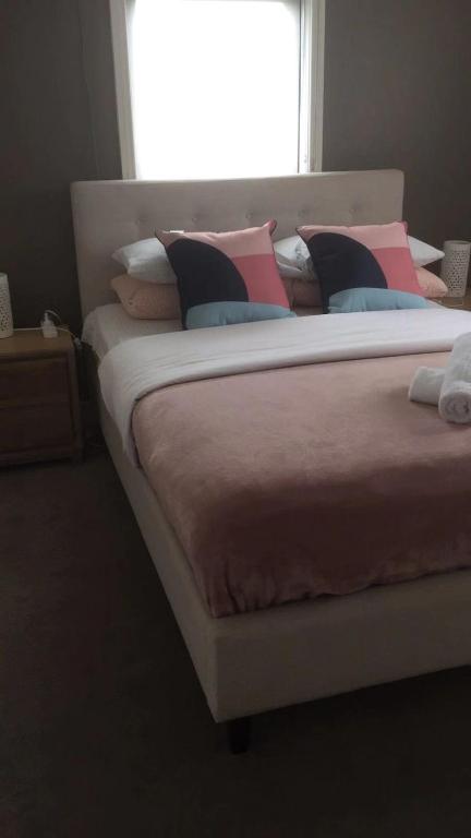 Oaklands Junction Homes - Australia Accommodation 1